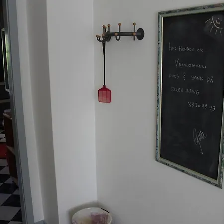 לינה וארוחת בוקר Gitte's Private Guestroom